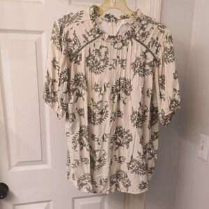 She + Sky Green and Cream Floral Blouse